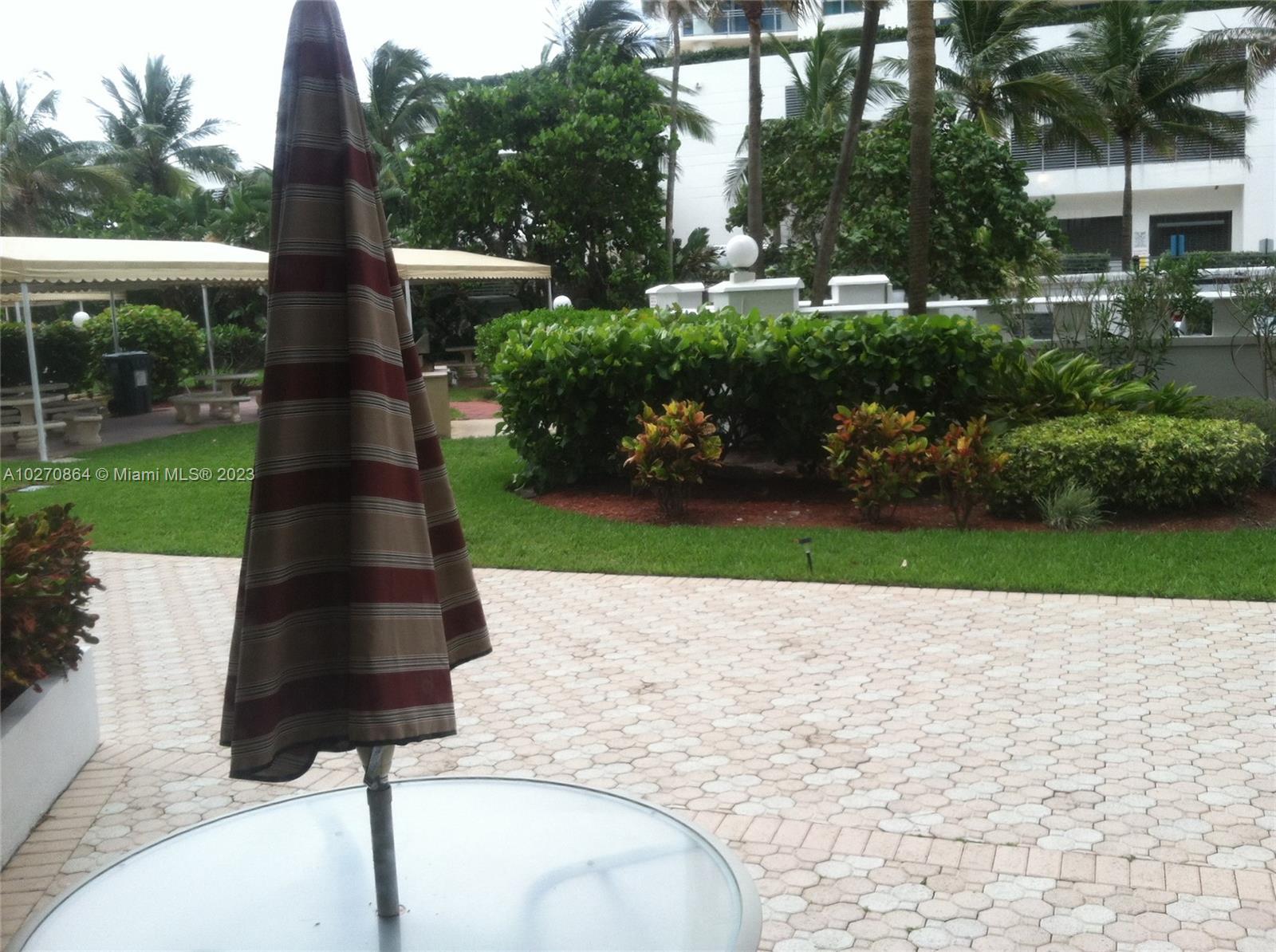 ALEXANDER TOWERS CONDO - Residential Lease