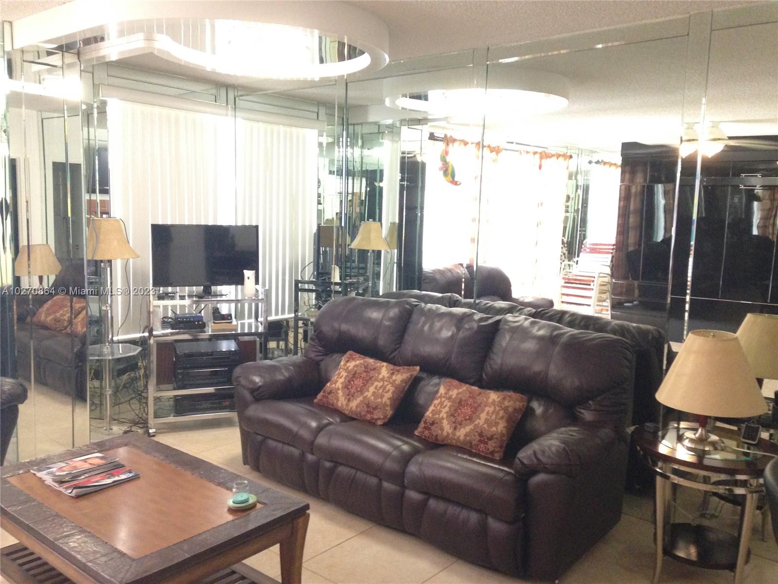 ALEXANDER TOWERS CONDO - Residential Lease