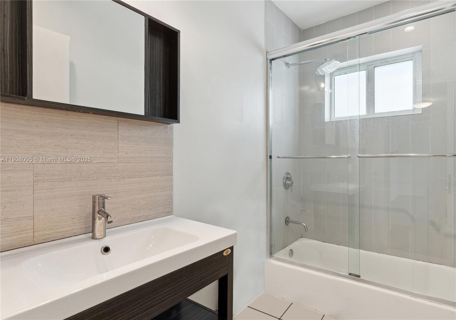 BISCAYNE BEACH-2ND ADDN - Residential Lease