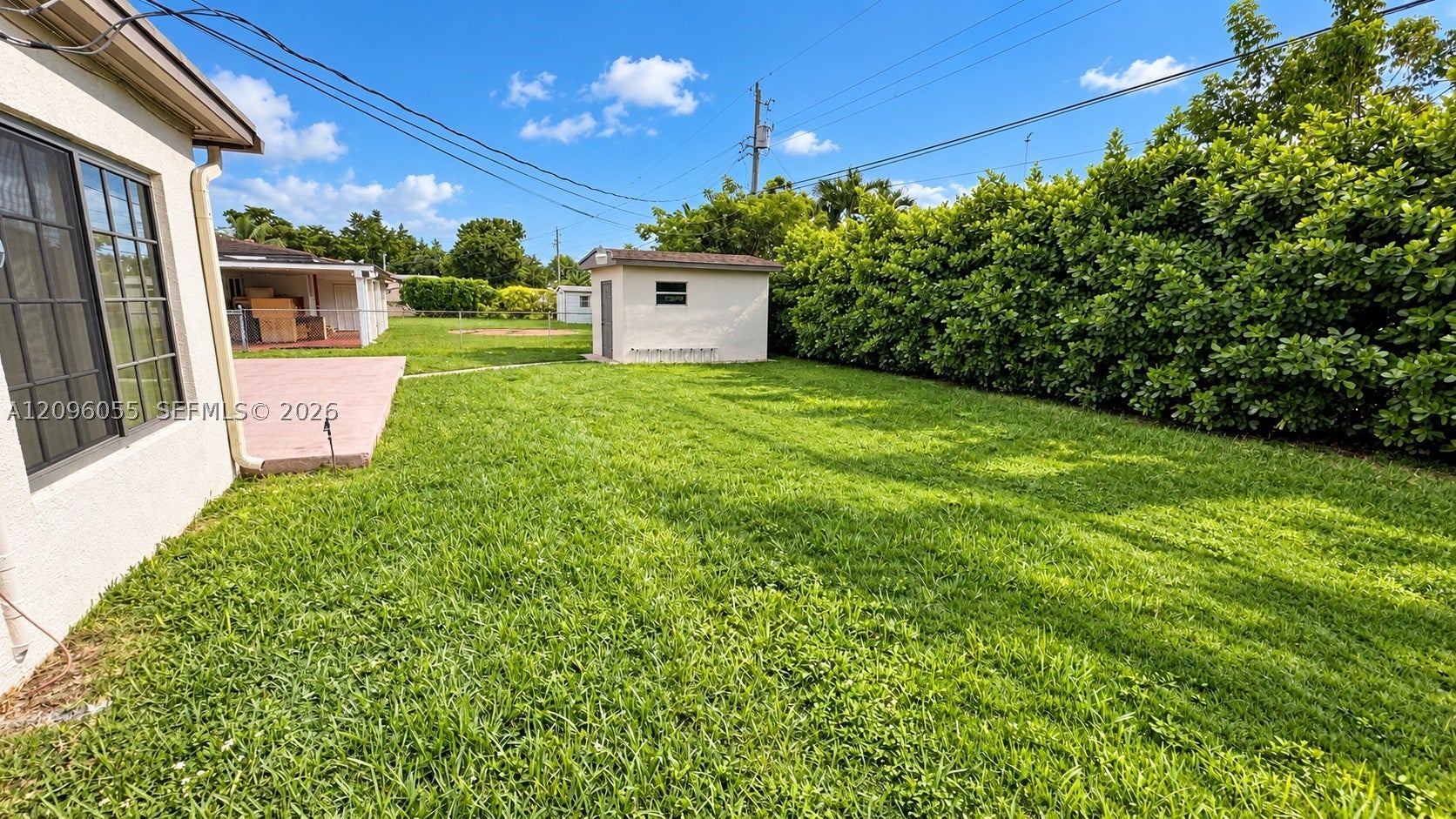 7960 SW 36th Ter