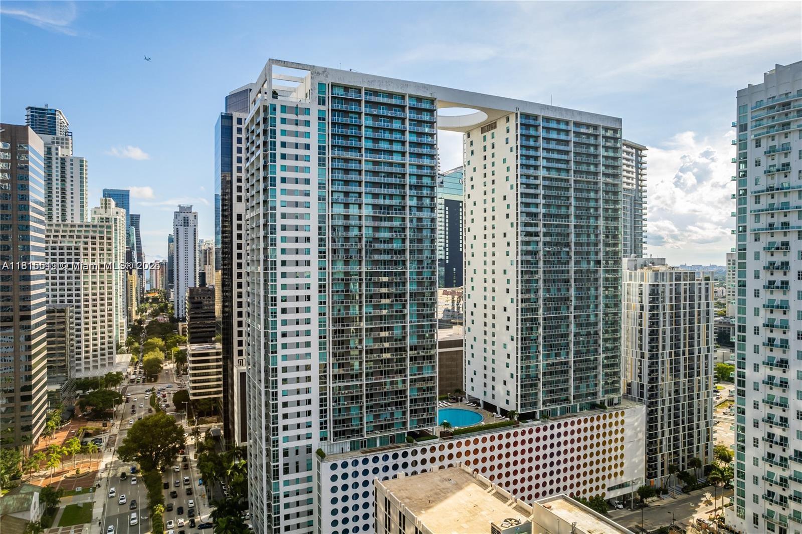 55 Se 6th St 2001, Miami, Broward County, Florida - 2 Bedrooms  
2 Bathrooms - 