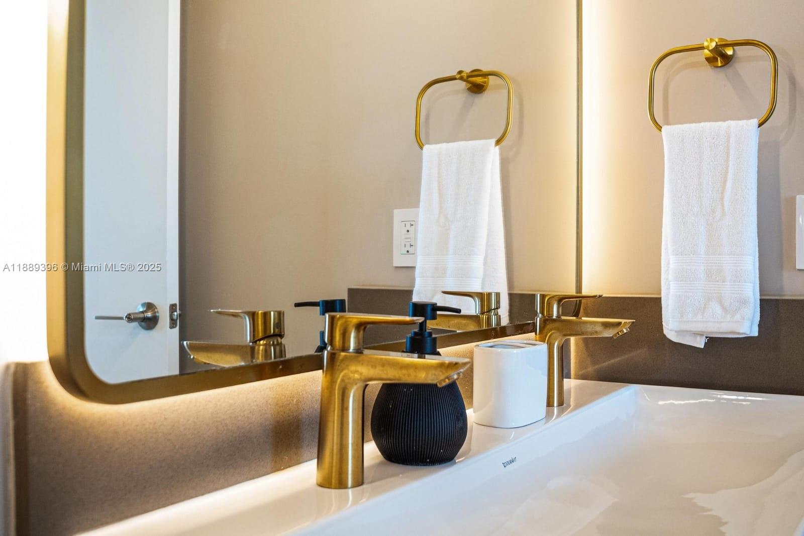 Natiivo / Gale Residences - Residential Lease