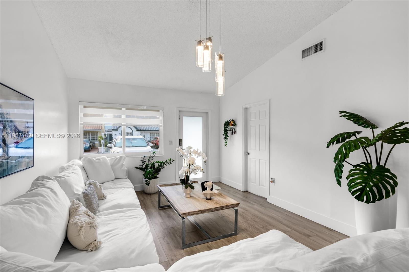 AMEND PLT EL PRADO COUNTR - Residential Lease