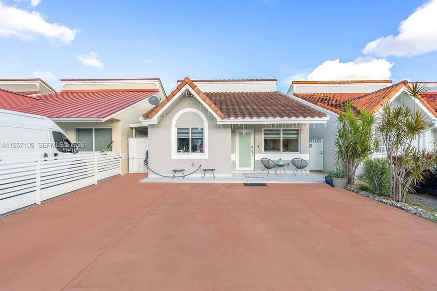 This isn’t just a rental. It’s an exception.

Available for immediate move-in, this fully remodeled single-family home offers a level of quality, space, and freedom rarely found in today’s rental market. The bright open-concept design, abundant natural light, and modern finishes throughout make it clear this home was done right.

The home features a smart Jack-and-Jill bathroom layout, thoughtfully positioned between bedrooms for both convenience and privacy. The primary suite is exceptionally spacious, with a beautifully designed bathroom that feels more like a private retreat than a rental. Step outside and enjoy an outdoor kitchen, a highly sought-after feature perfectly aligned with today’s indoor–outdoor lifestyle—ideal for entertaining or everyday living.

And what truly sets this home apart:
No HOA. No approvals. No restrictions. No delays.
Just a smooth move-in and the flexibility most rentals can’t offer.

Immaculate condition. Rapid approval. Prime location.
Homes like this don’t come up often—and when they do, they don’t last.

Schedule your showing before it’s gone.