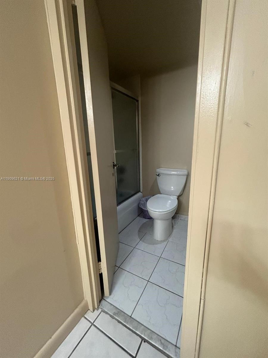 WINSTON TOWERS 200 - Residential Lease