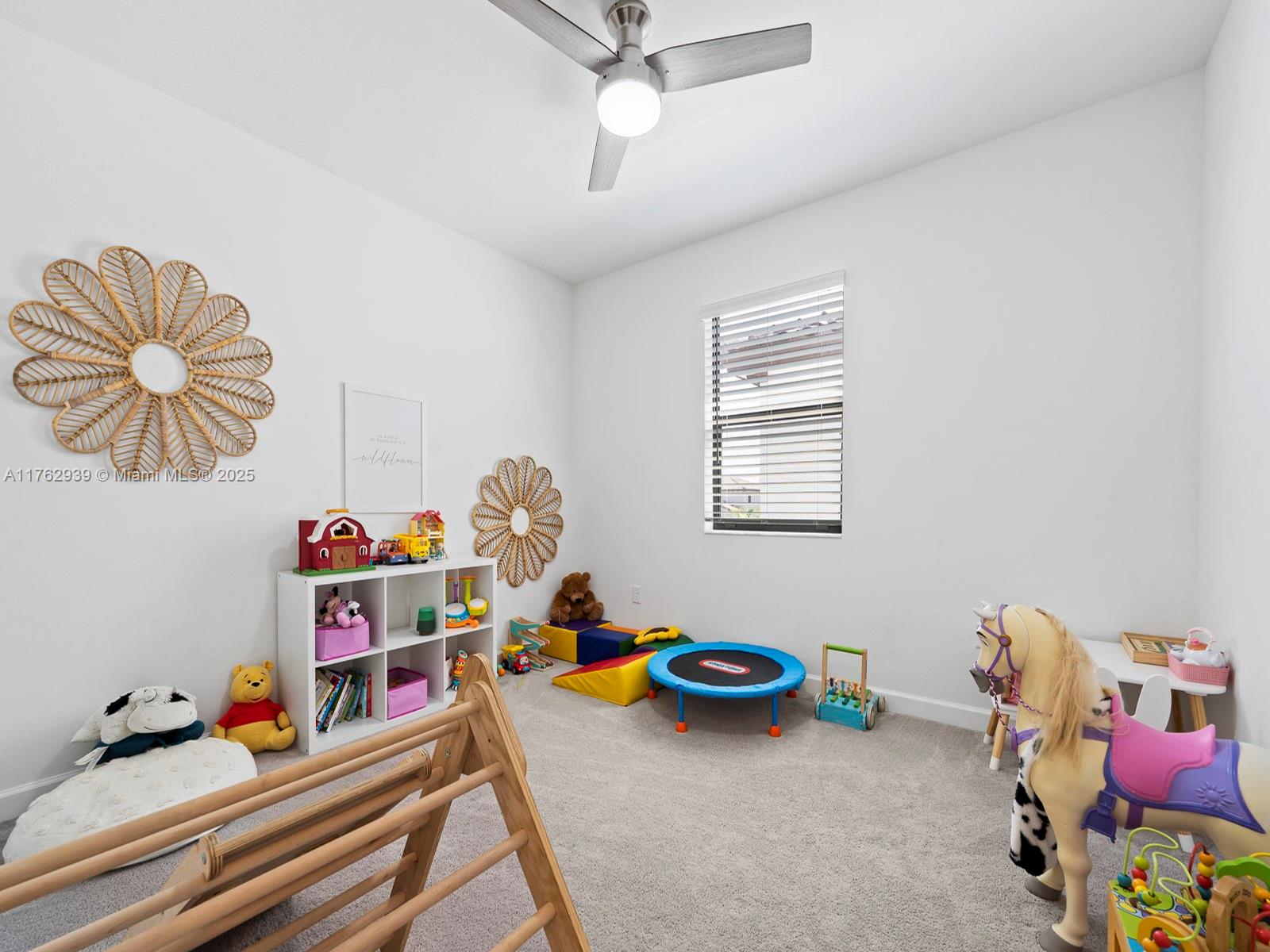 ESTATES AT SILVER PALM - Residential