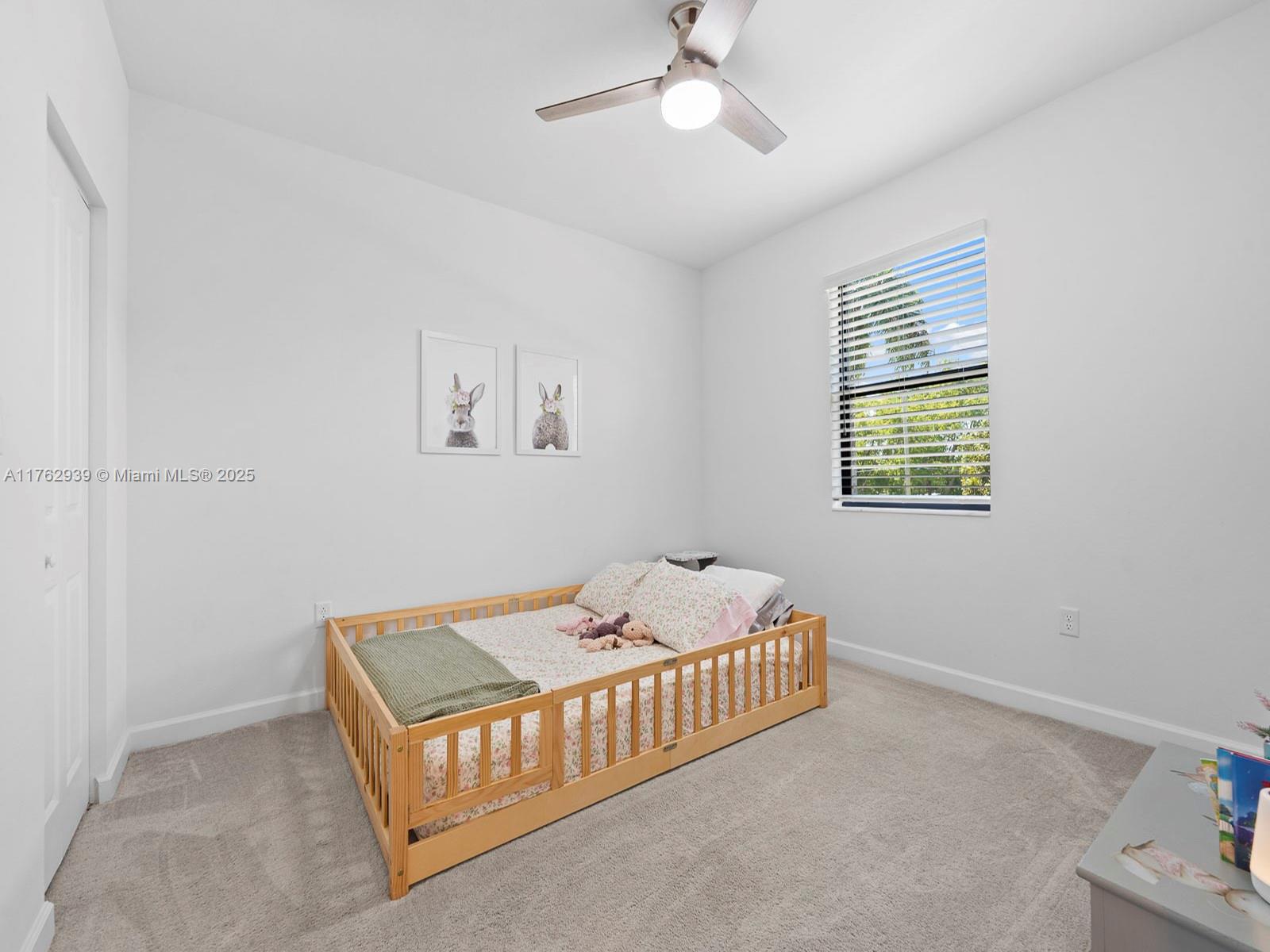 ESTATES AT SILVER PALM - Residential