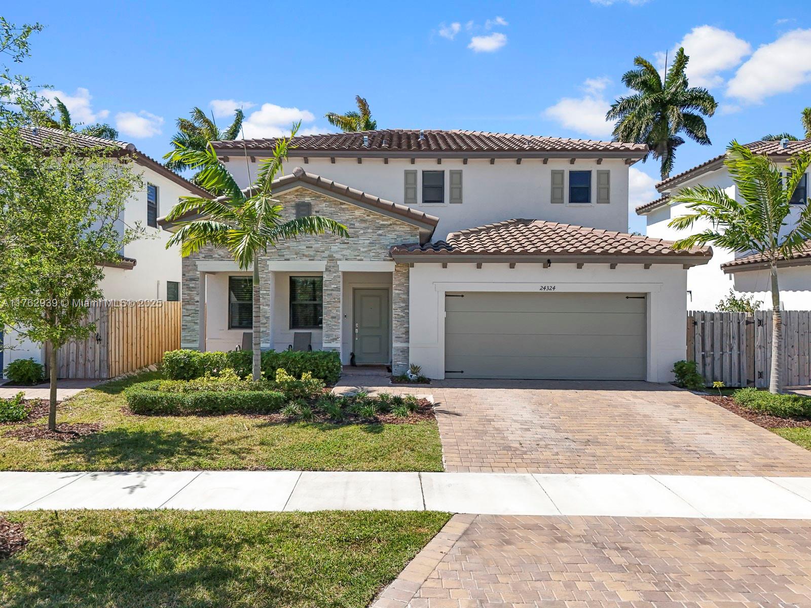 24324 Sw 119th Pl, Homestead, Miami-Dade County, Florida - 4 Bedrooms  
3 Bathrooms - 