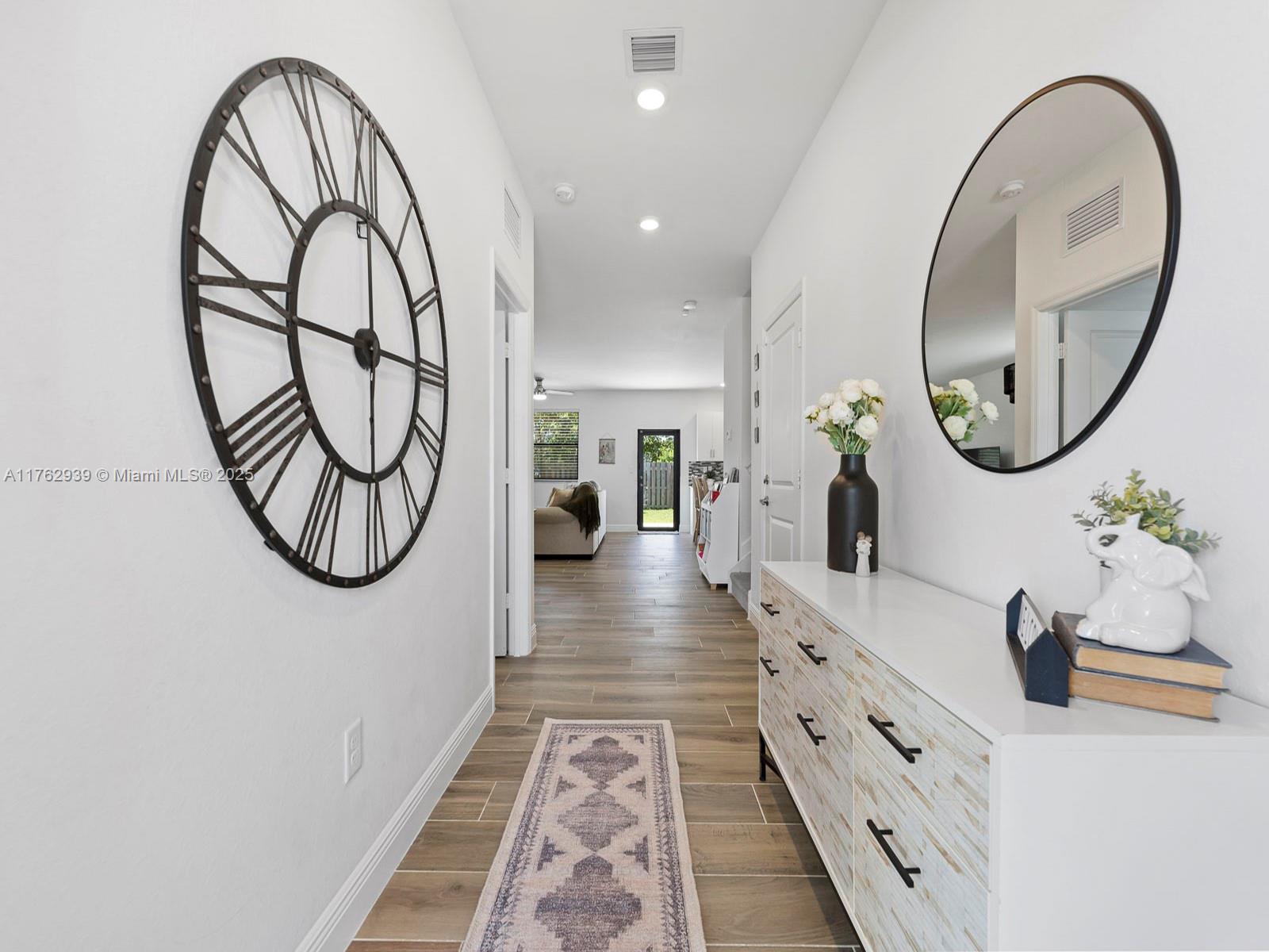 ESTATES AT SILVER PALM - Residential