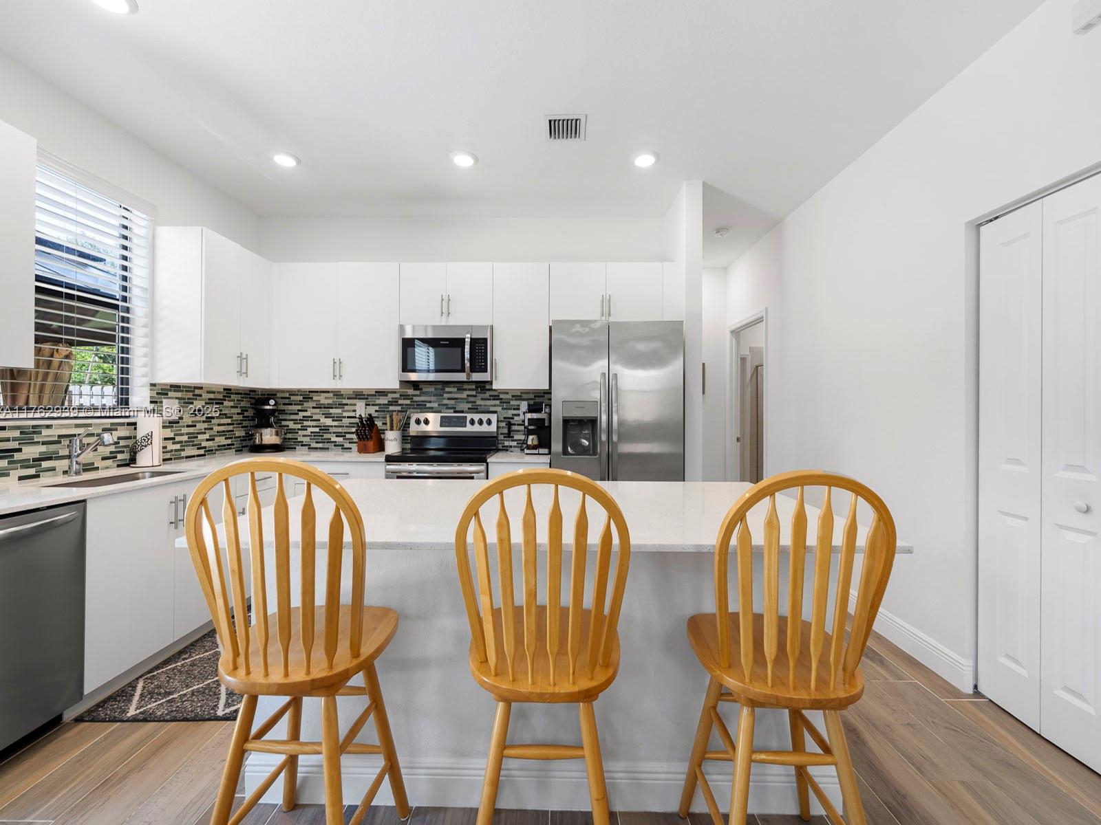 ESTATES AT SILVER PALM - Residential