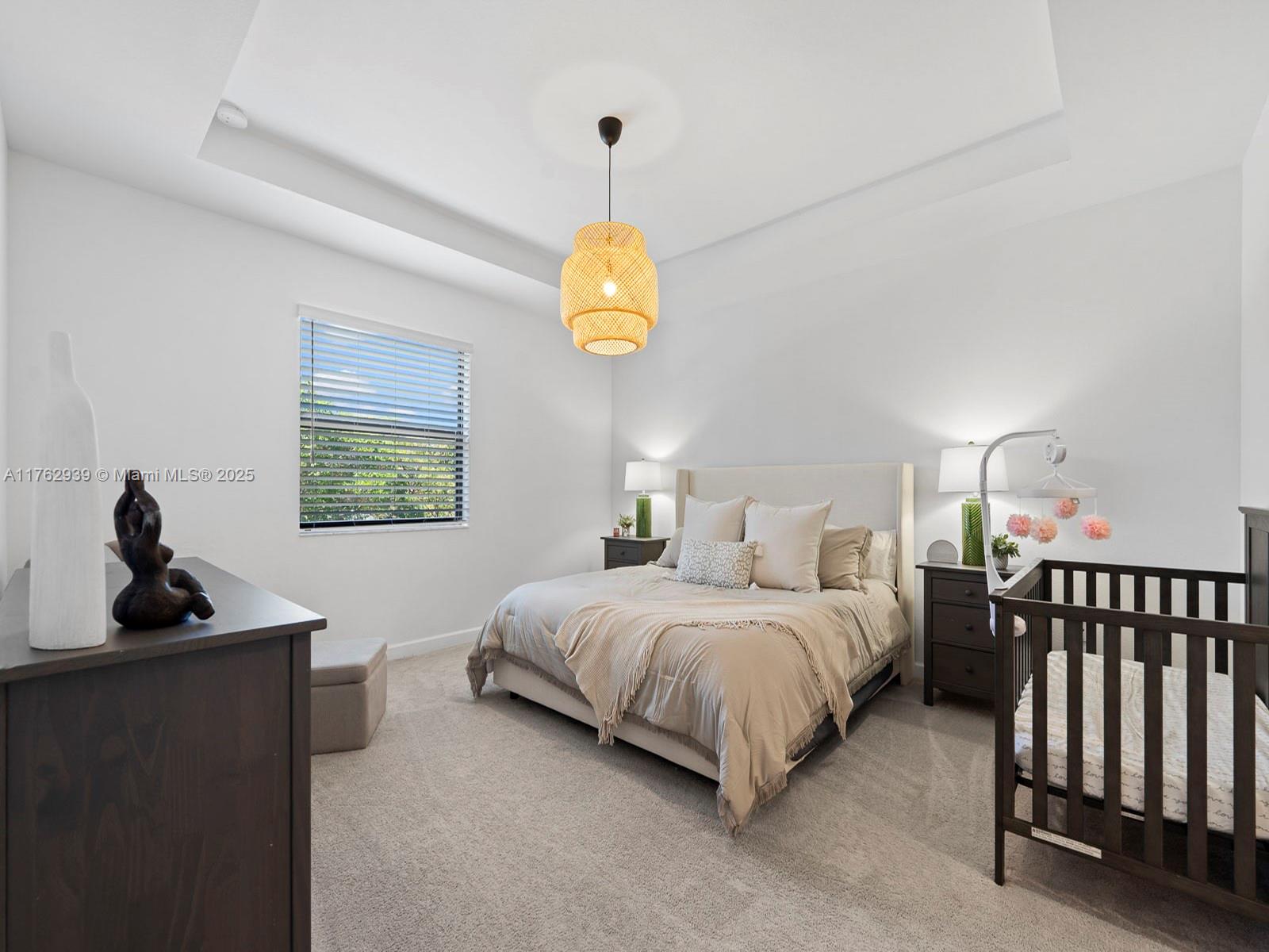 ESTATES AT SILVER PALM - Residential