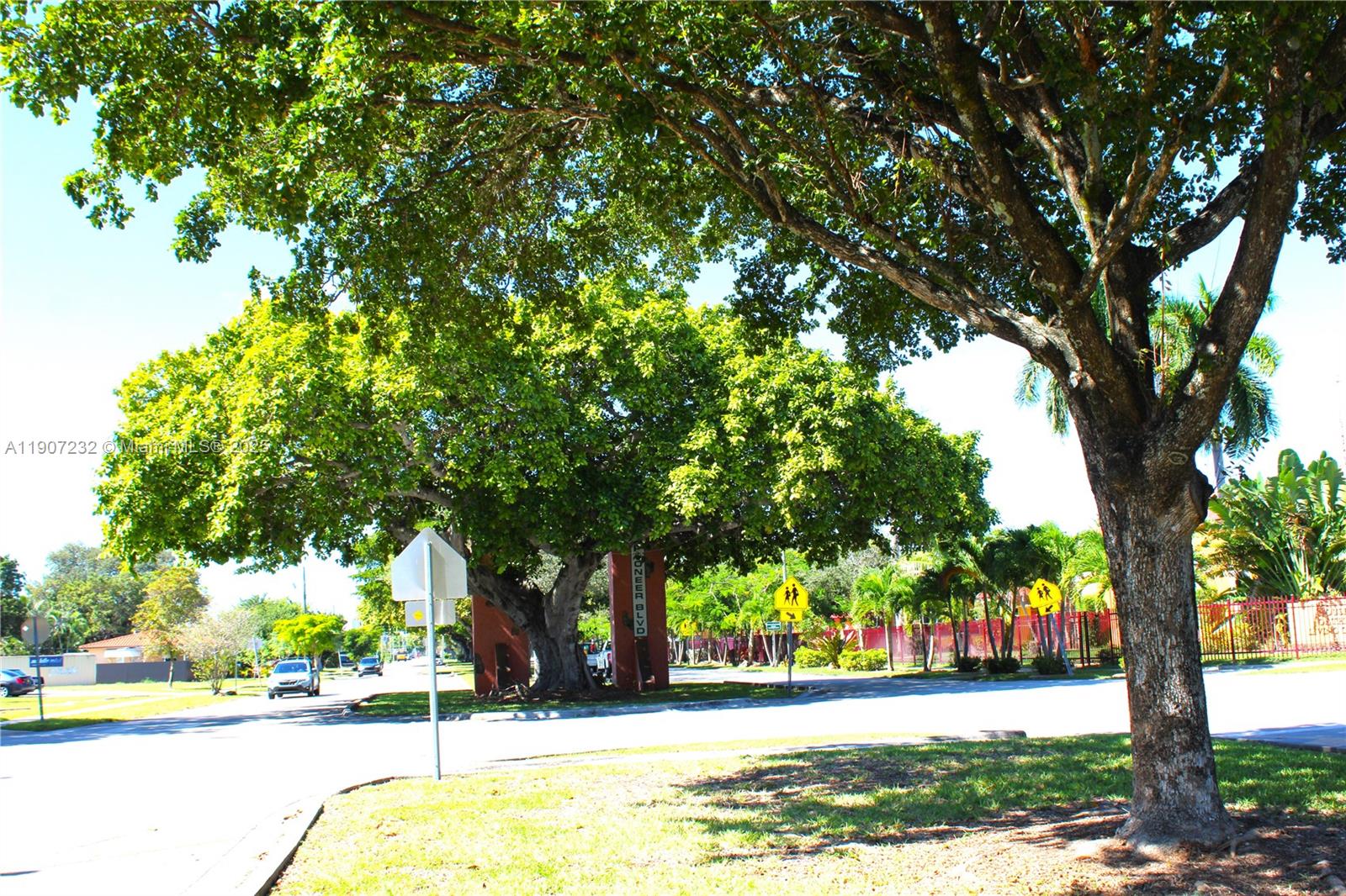 GOLDEN TERRACE CONDO - Residential Lease