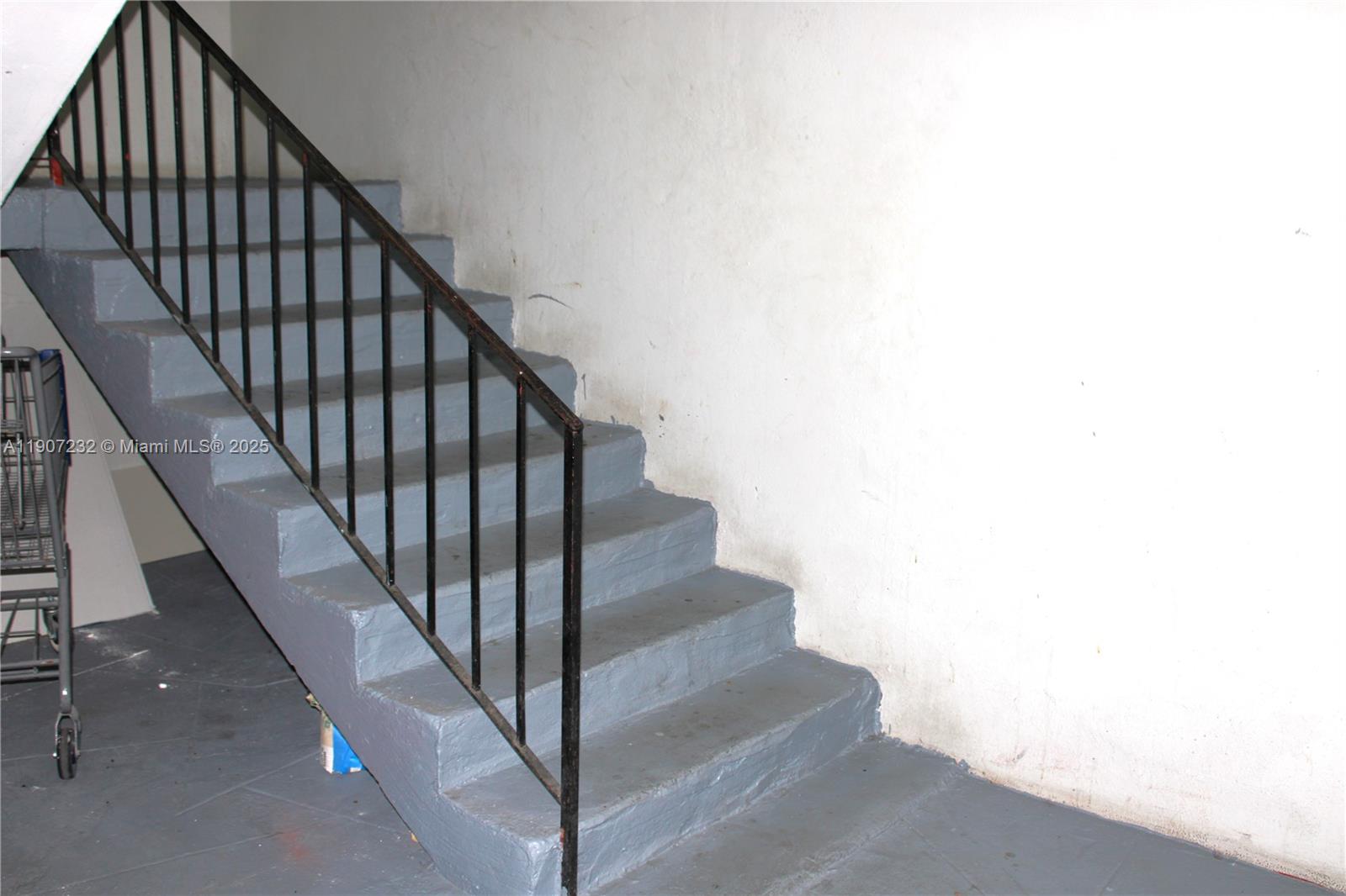 GOLDEN TERRACE CONDO - Residential Lease