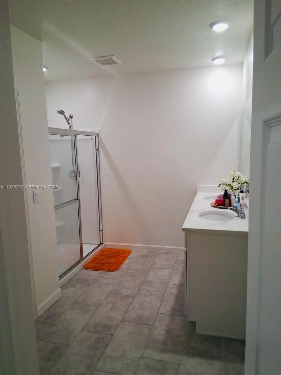 MORNINGSIDE PALM BREEZES - Residential