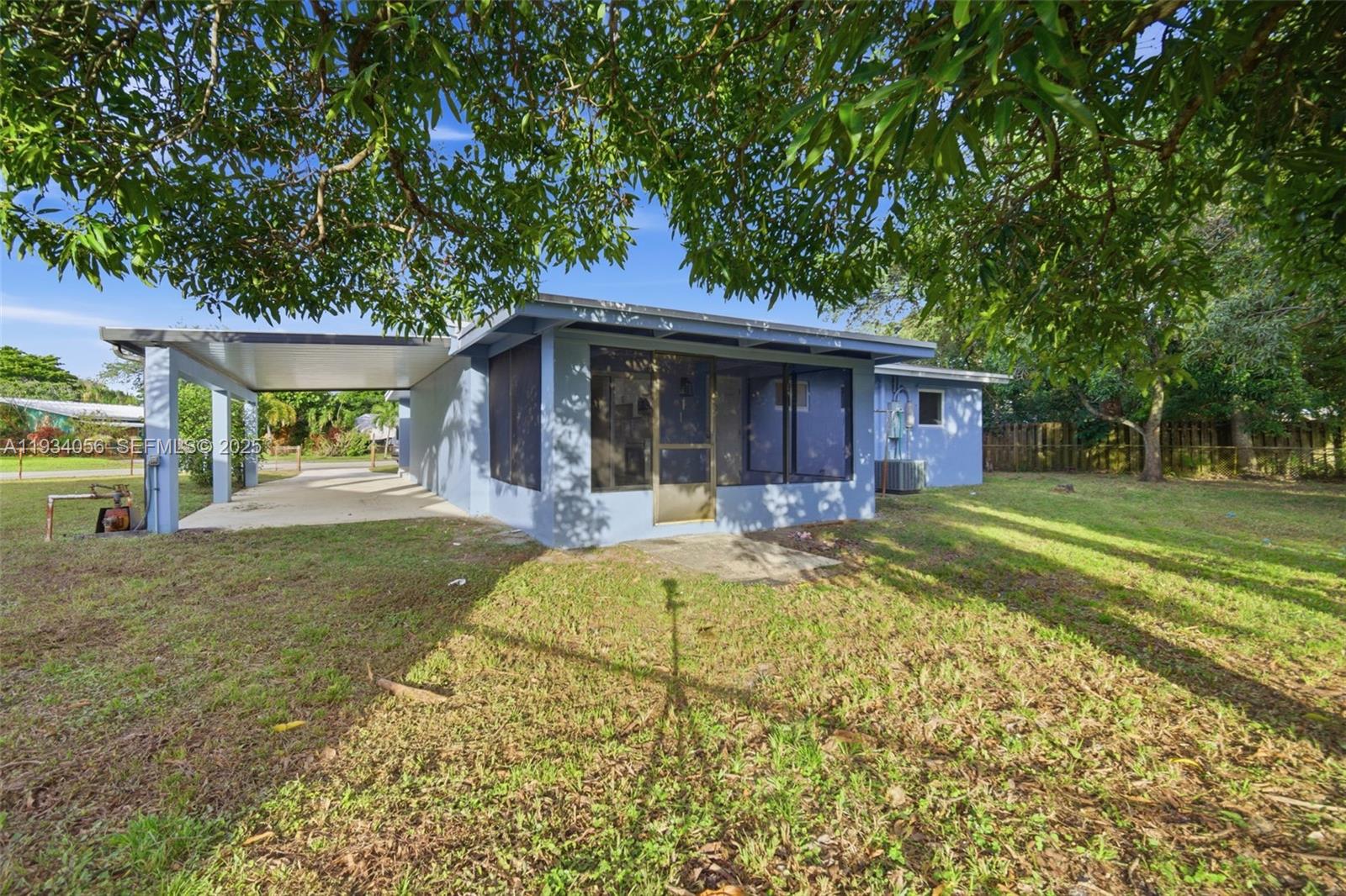 FAIRFAX BROLLIAR ADD SEC - Residential