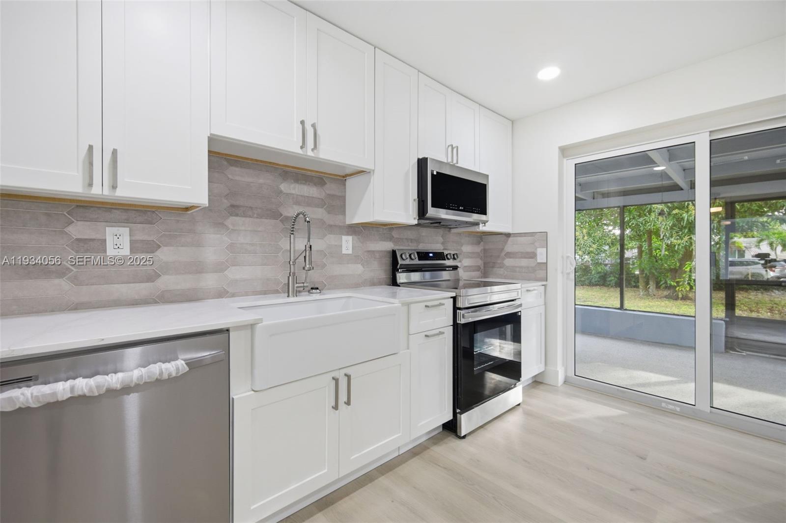 FAIRFAX BROLLIAR ADD SEC - Residential