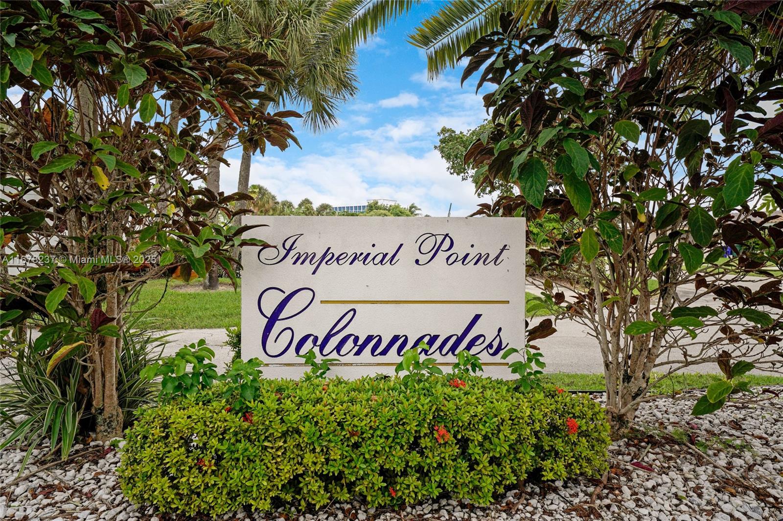 IMPERIAL POINT COLONNADES - Residential