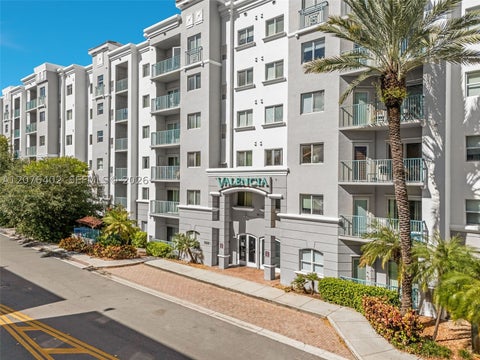 Photo of 6001 SW 70th St #512, South Miami, FL 33143 (MLS # A12076402)