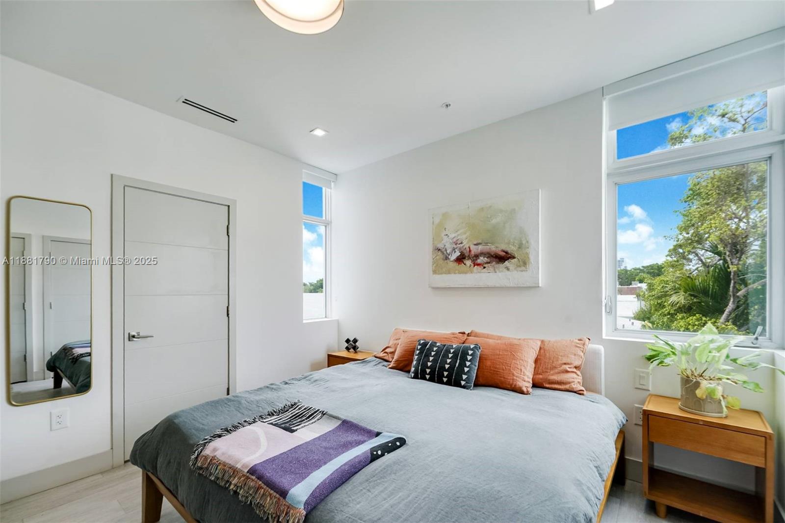 PENT HOMESTEAD - Residential