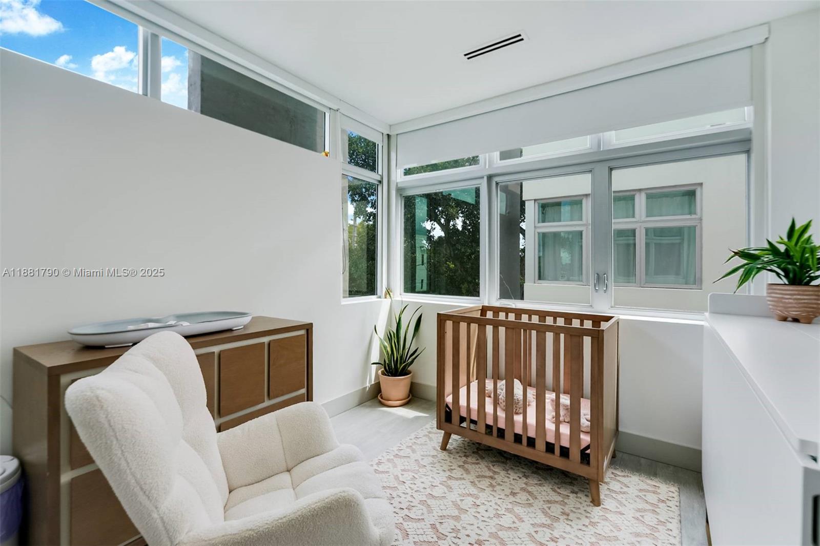 PENT HOMESTEAD - Residential