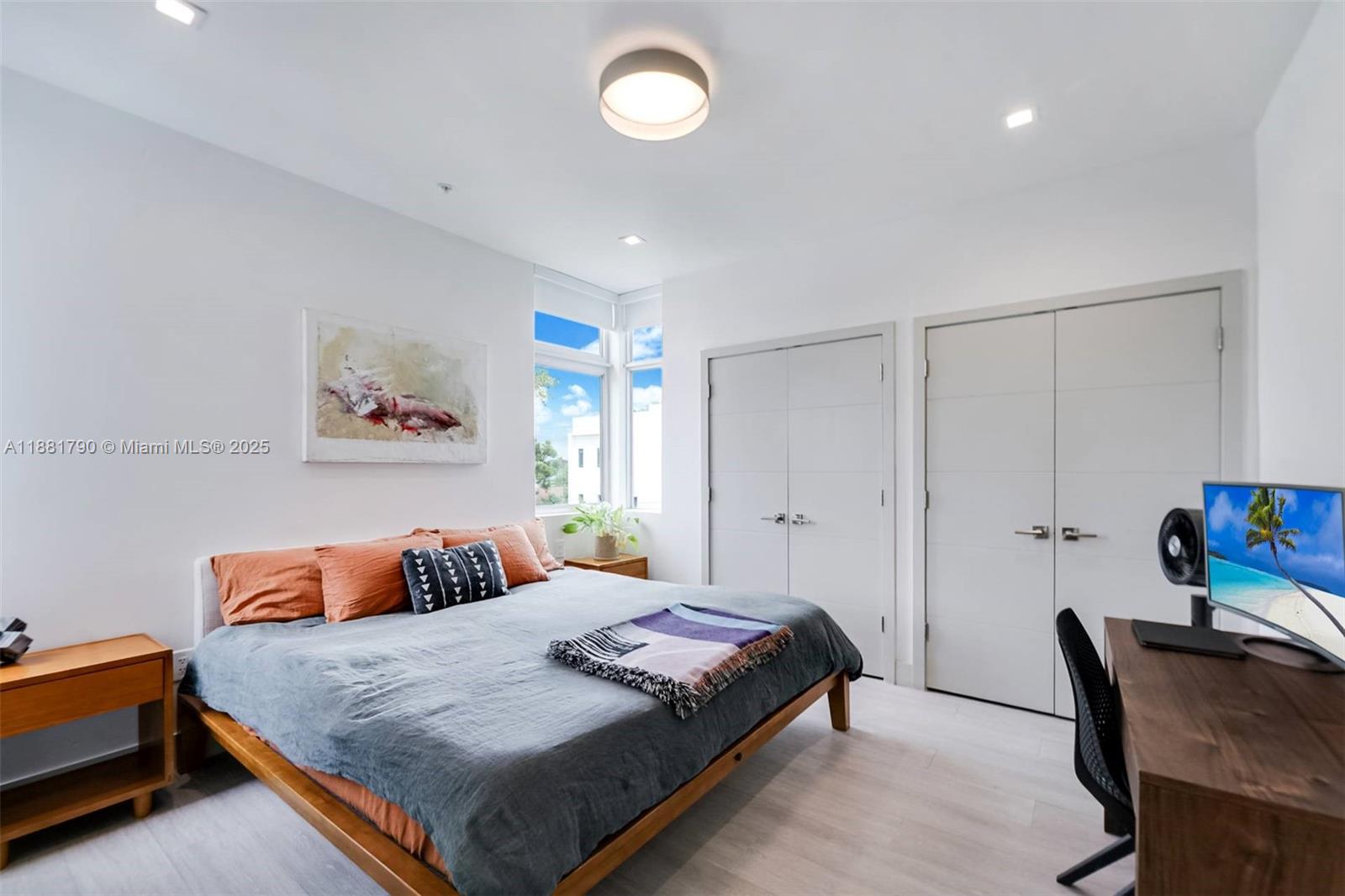 PENT HOMESTEAD - Residential