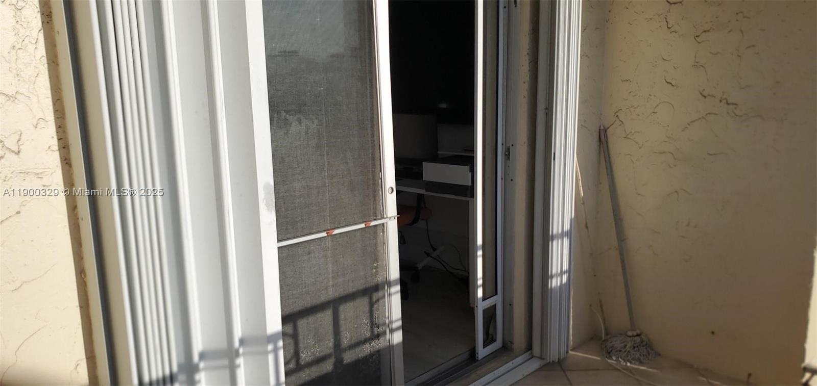 VICTORIA PARK TOWER CONDO - Residential Lease