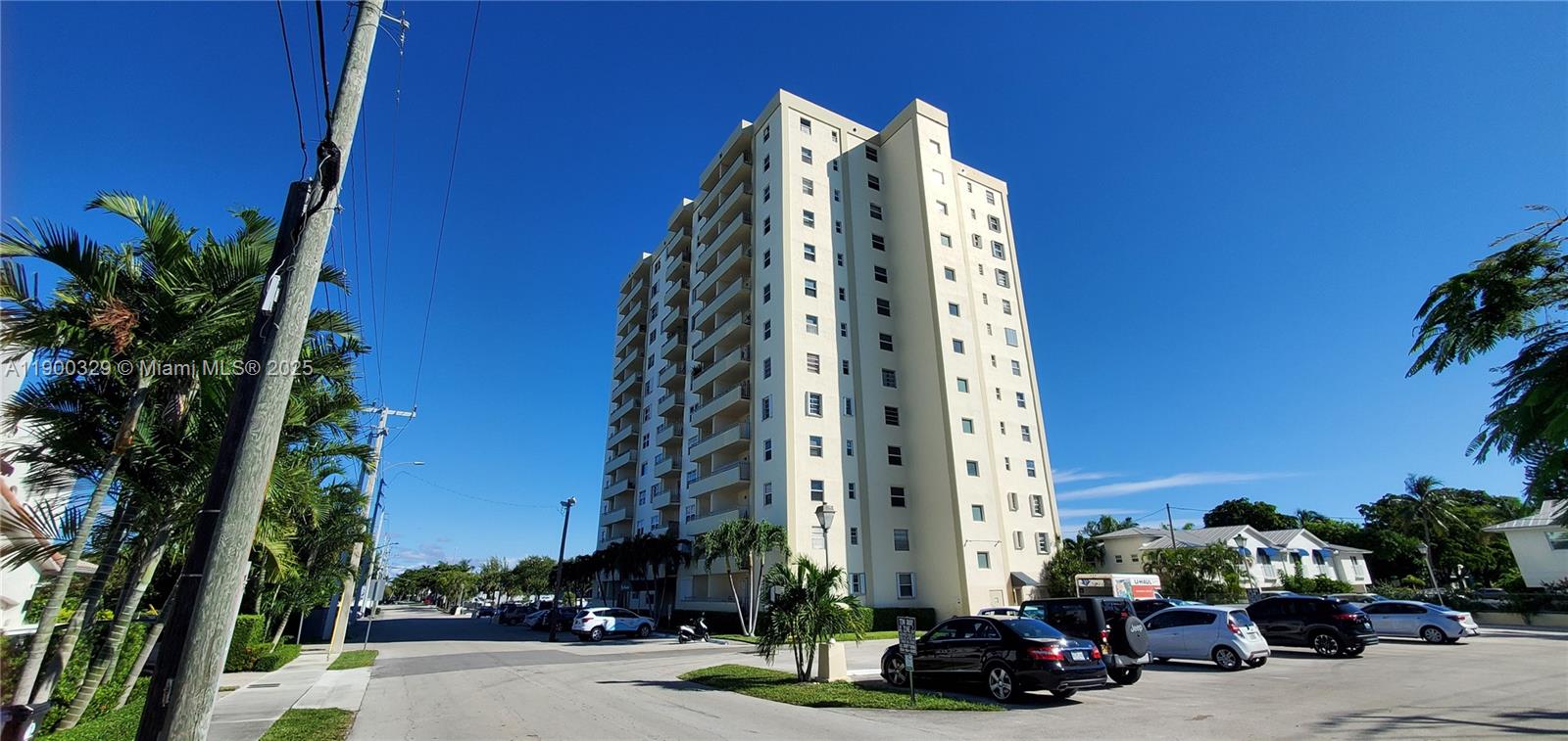 VICTORIA PARK TOWER CONDO - Residential Lease