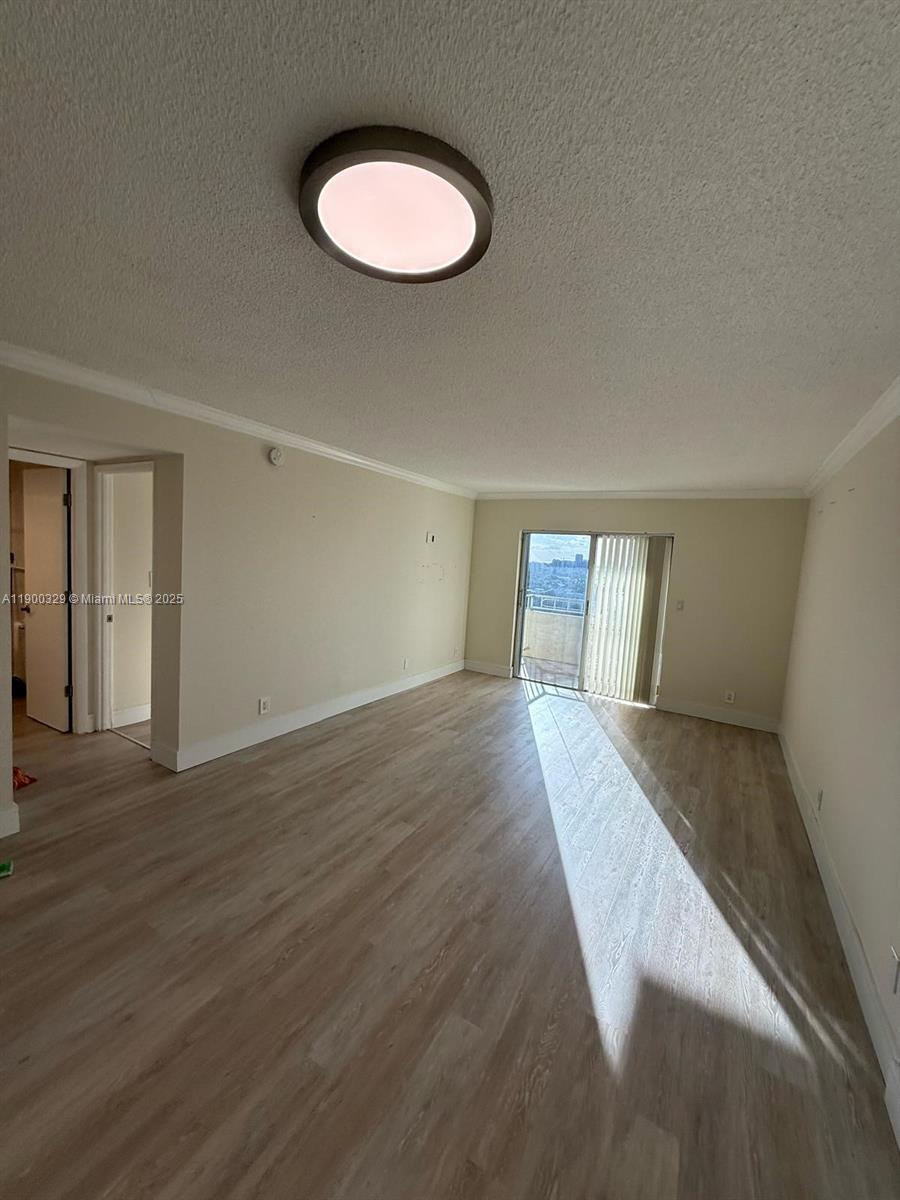 VICTORIA PARK TOWER CONDO - Residential Lease