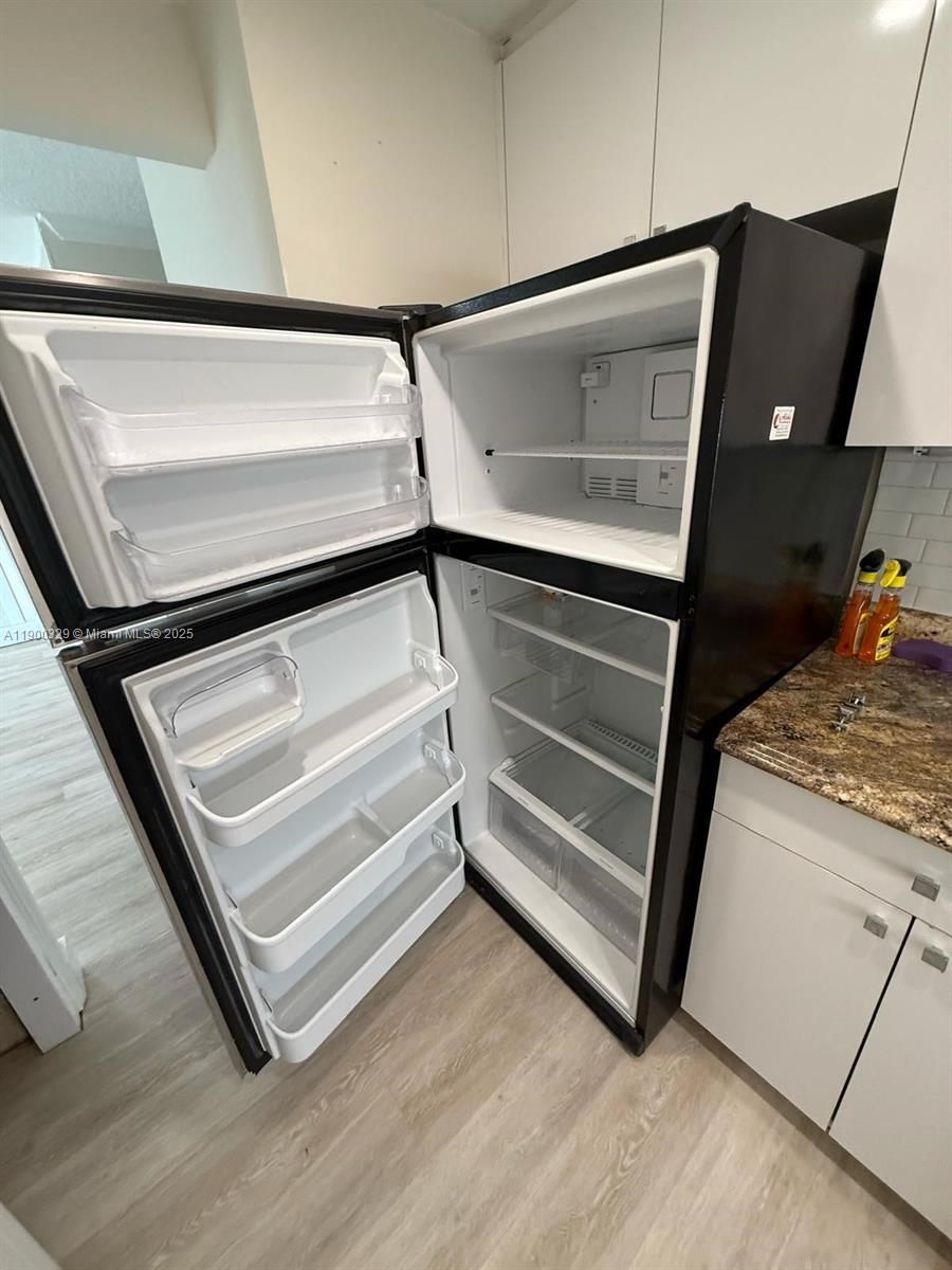 VICTORIA PARK TOWER CONDO - Residential Lease