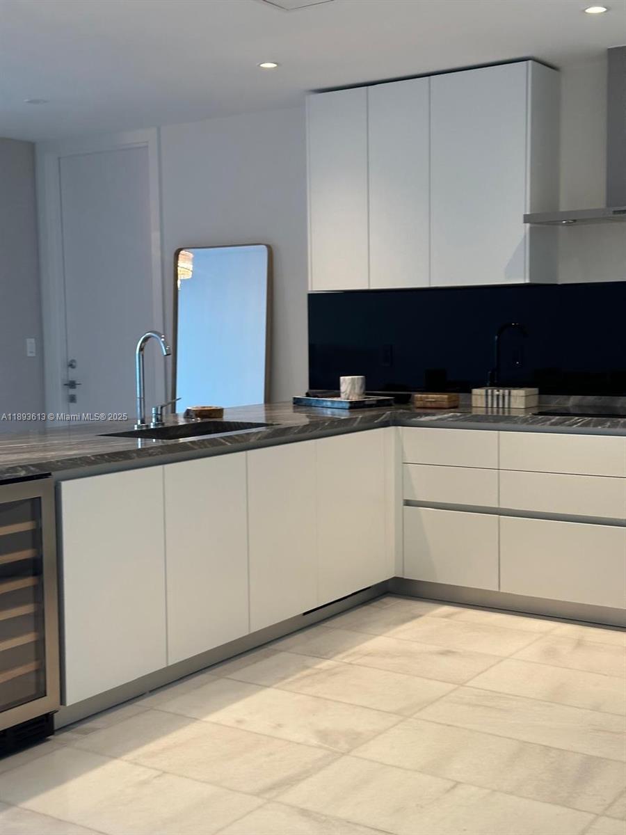 ESCOTTONIA PARK - Residential Lease