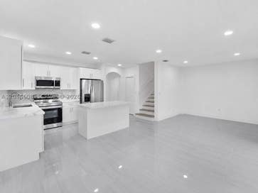 2802 SW 128th Way B Miramar FL 33027