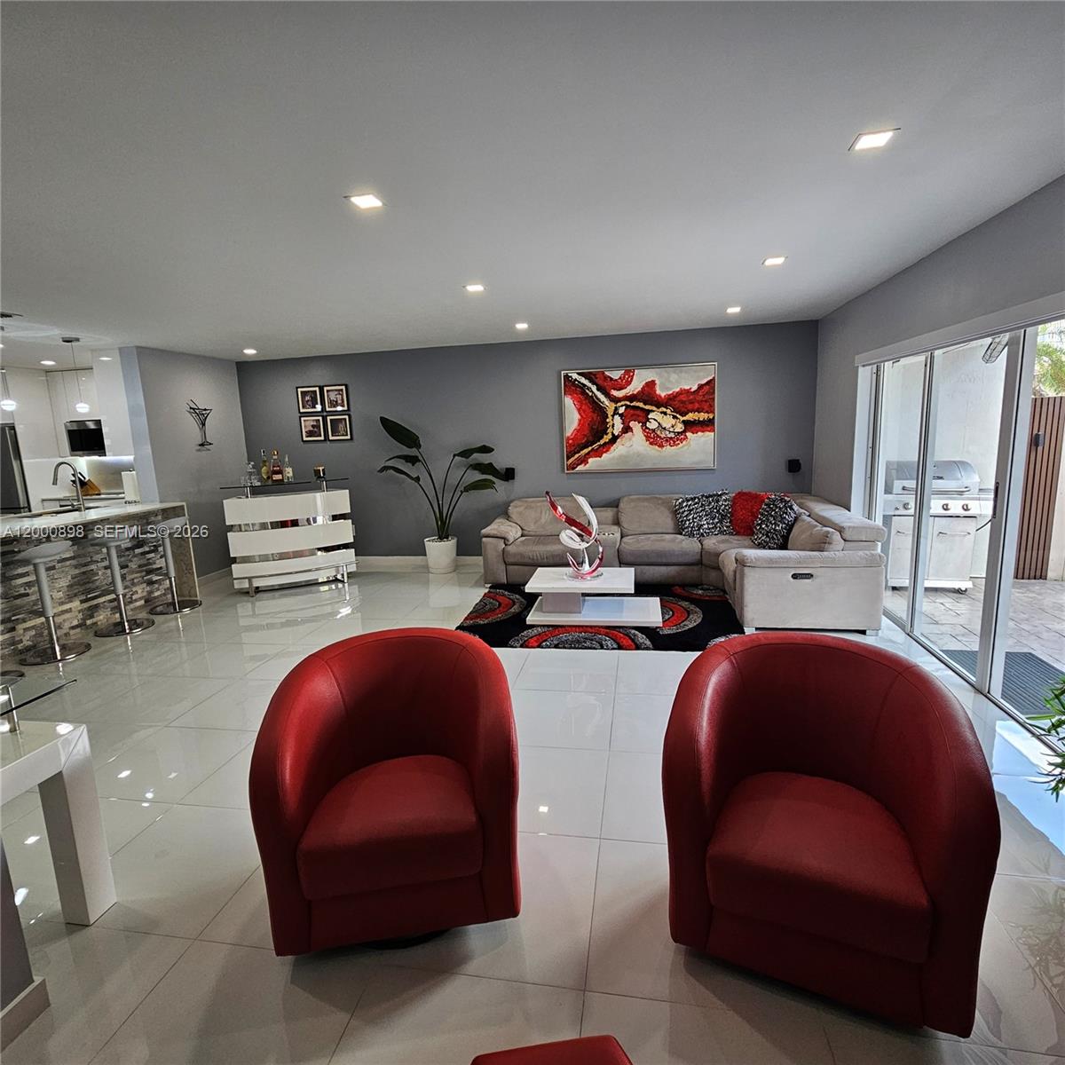 HEFTLERS LAGO MAR WEST - Residential