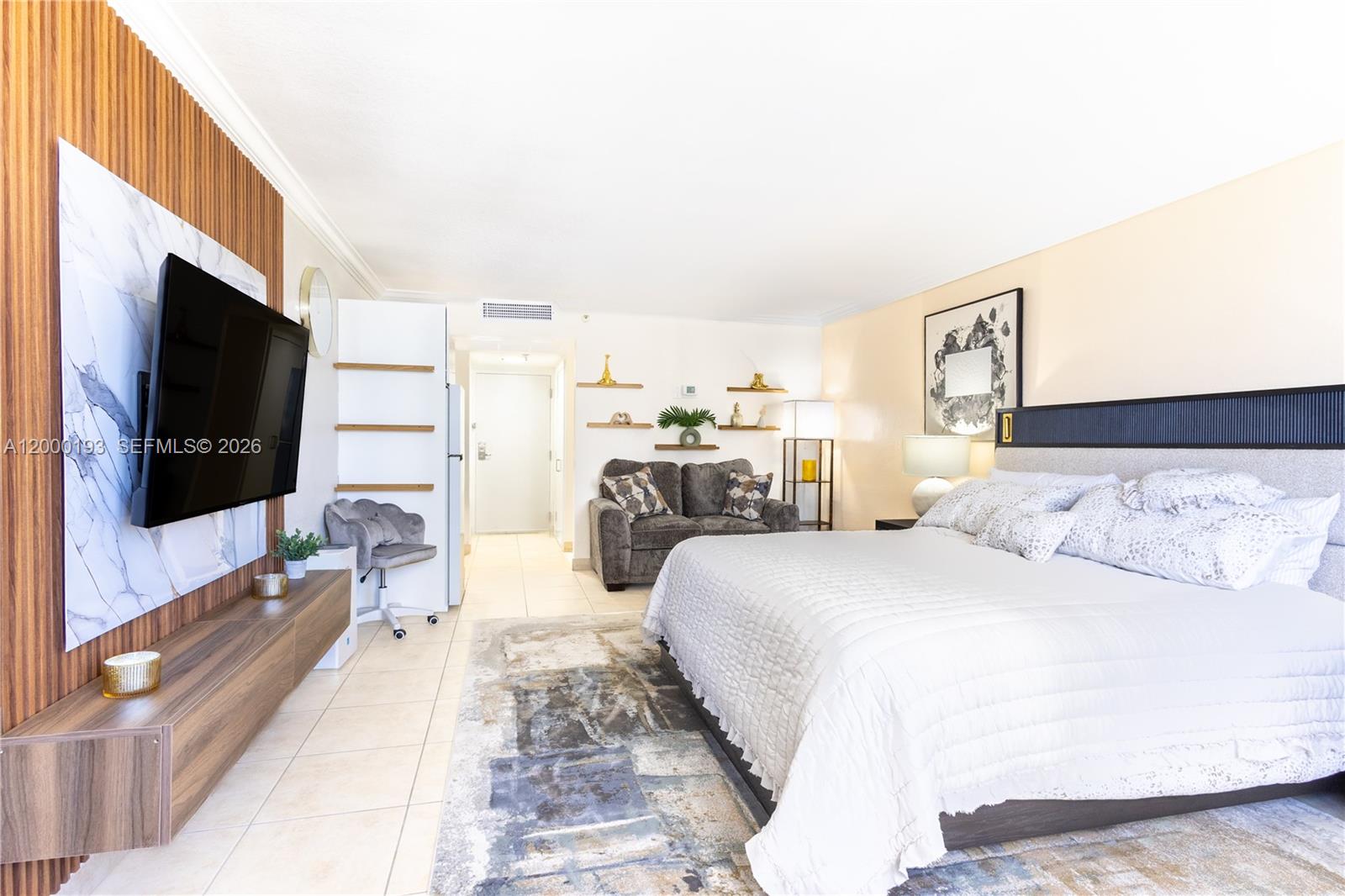 19201 Collins Ave 1123