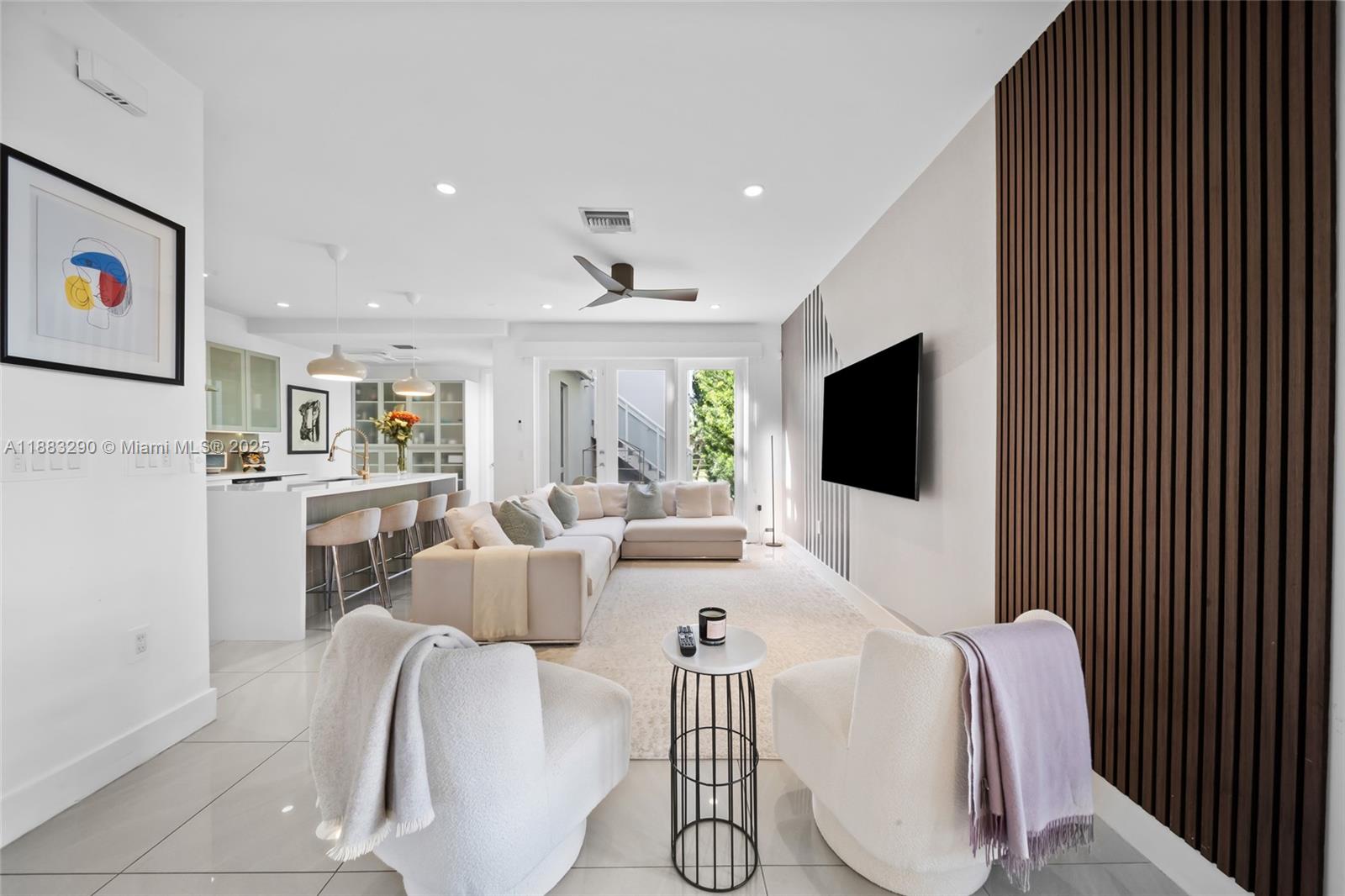 LANDMARK AT DORAL - Residential Lease