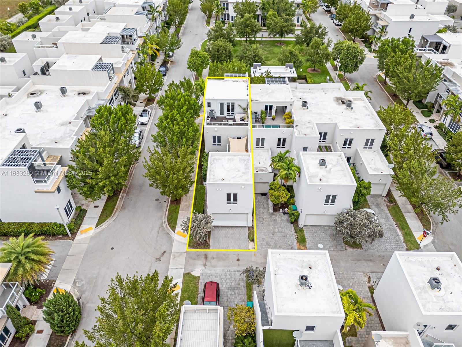 LANDMARK AT DORAL - Residential Lease