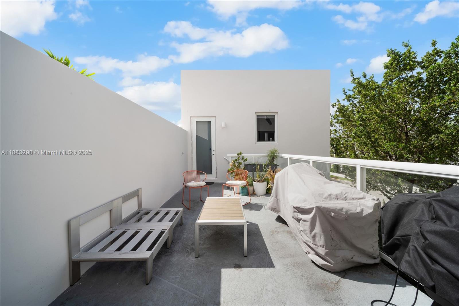 LANDMARK AT DORAL - Residential Lease