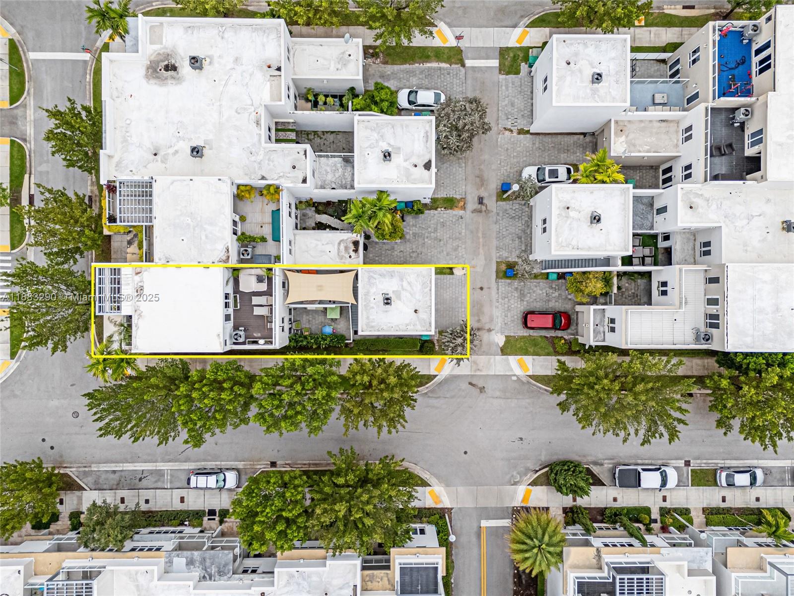 LANDMARK AT DORAL - Residential Lease