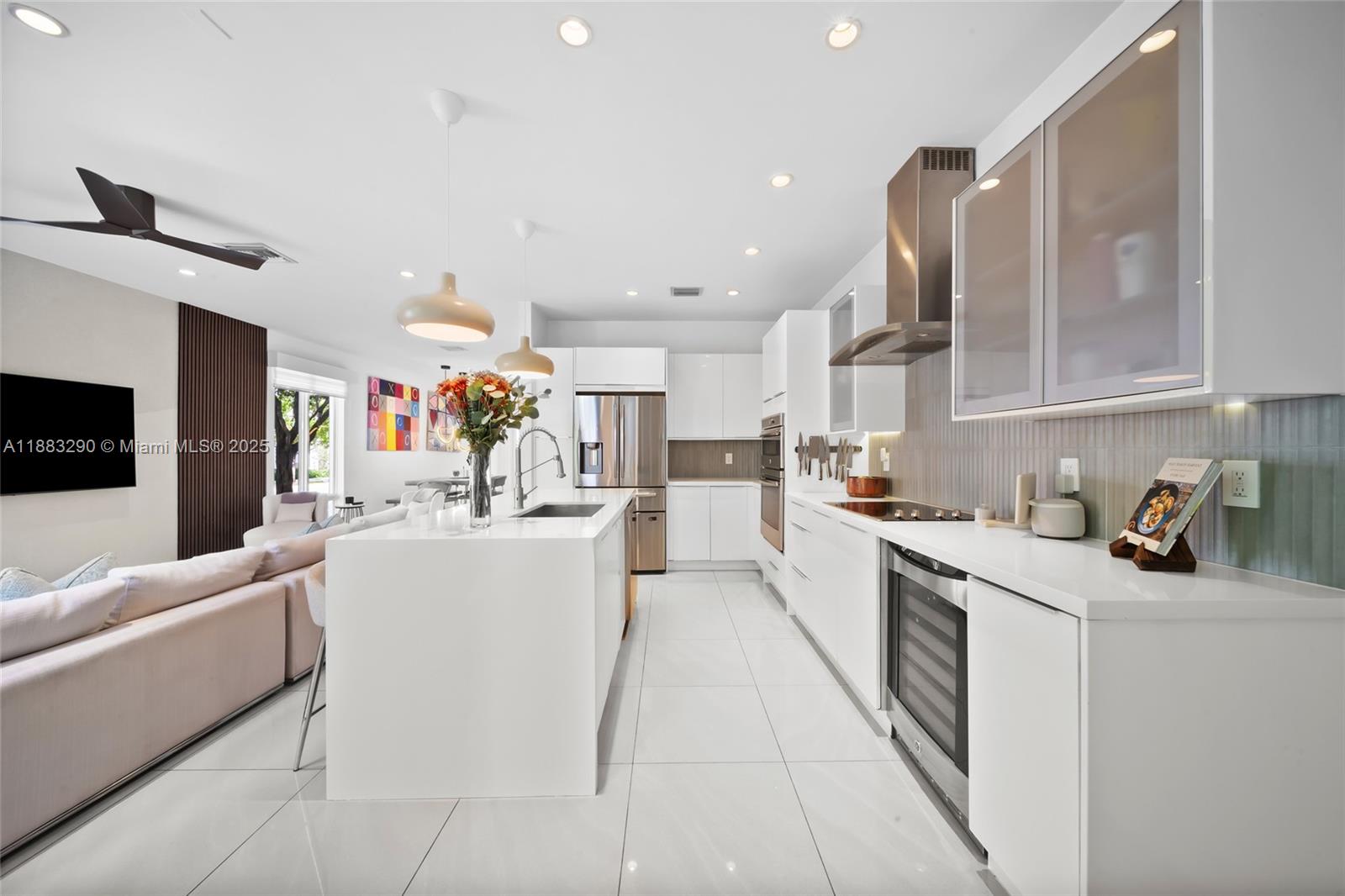 LANDMARK AT DORAL - Residential Lease