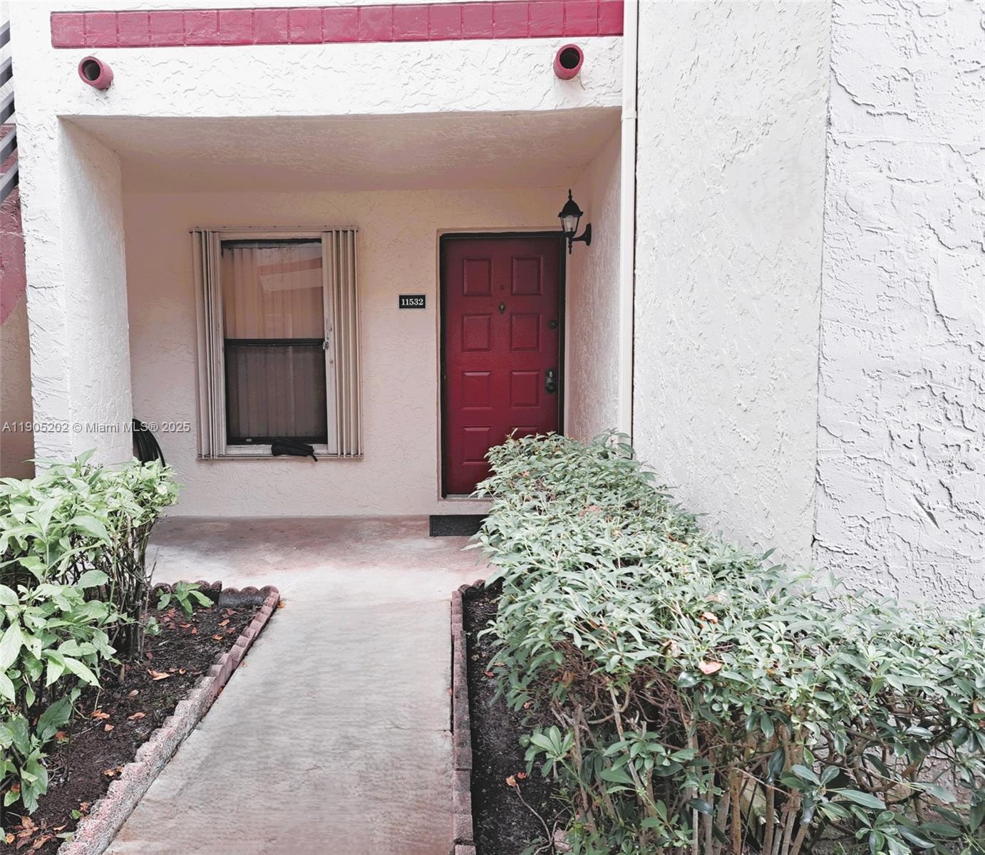 PIERPOINTE ONE CONDO I - Residential Lease