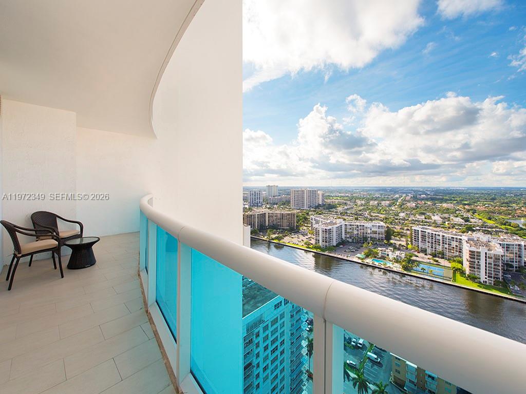 Hollywood Beach Condo - Residential