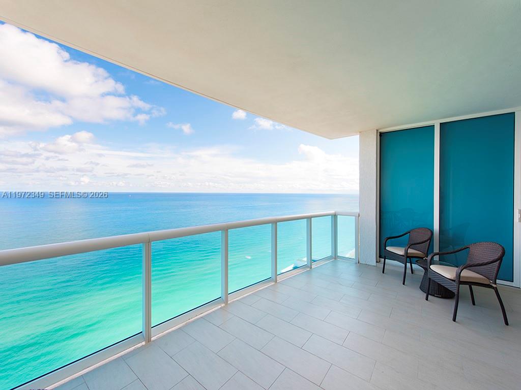 Hollywood Beach Condo - Residential