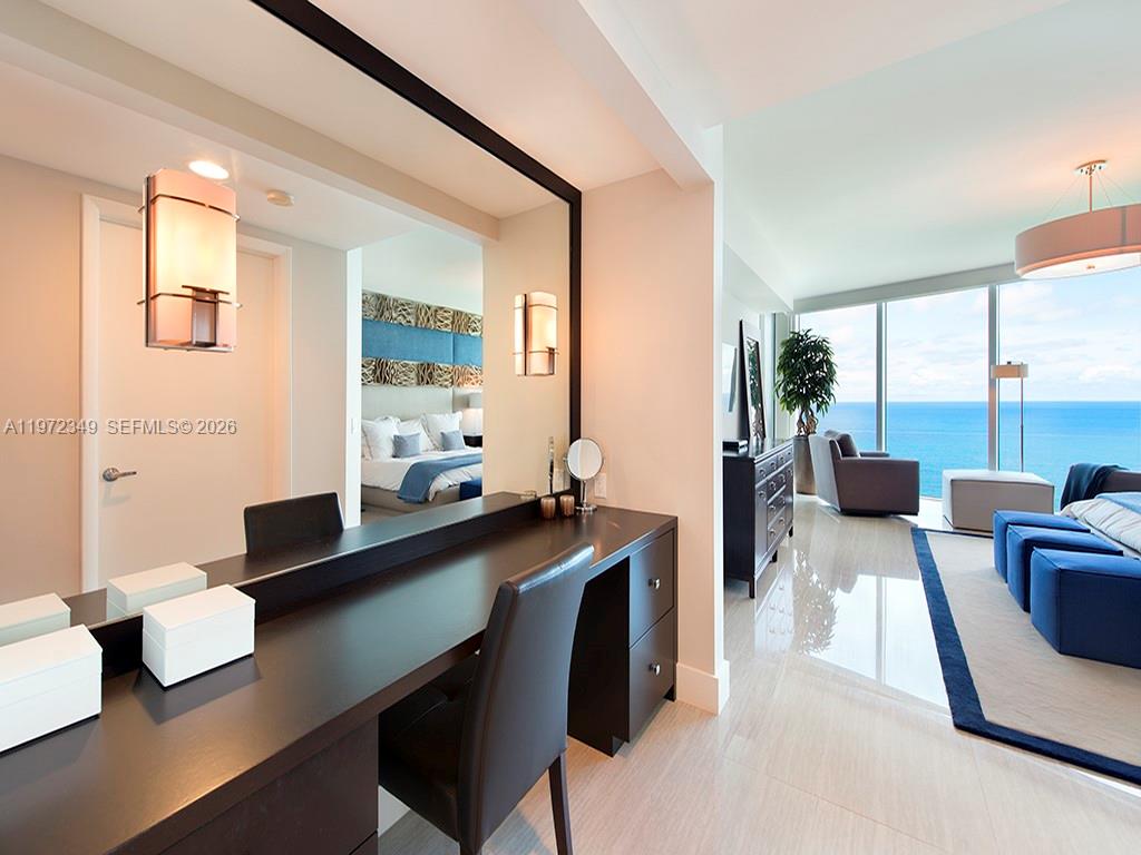 Hollywood Beach Condo - Residential