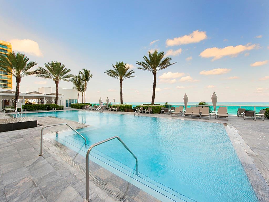 Hollywood Beach Condo - Residential