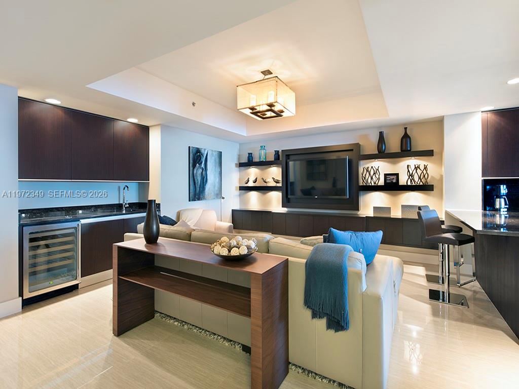 Hollywood Beach Condo - Residential