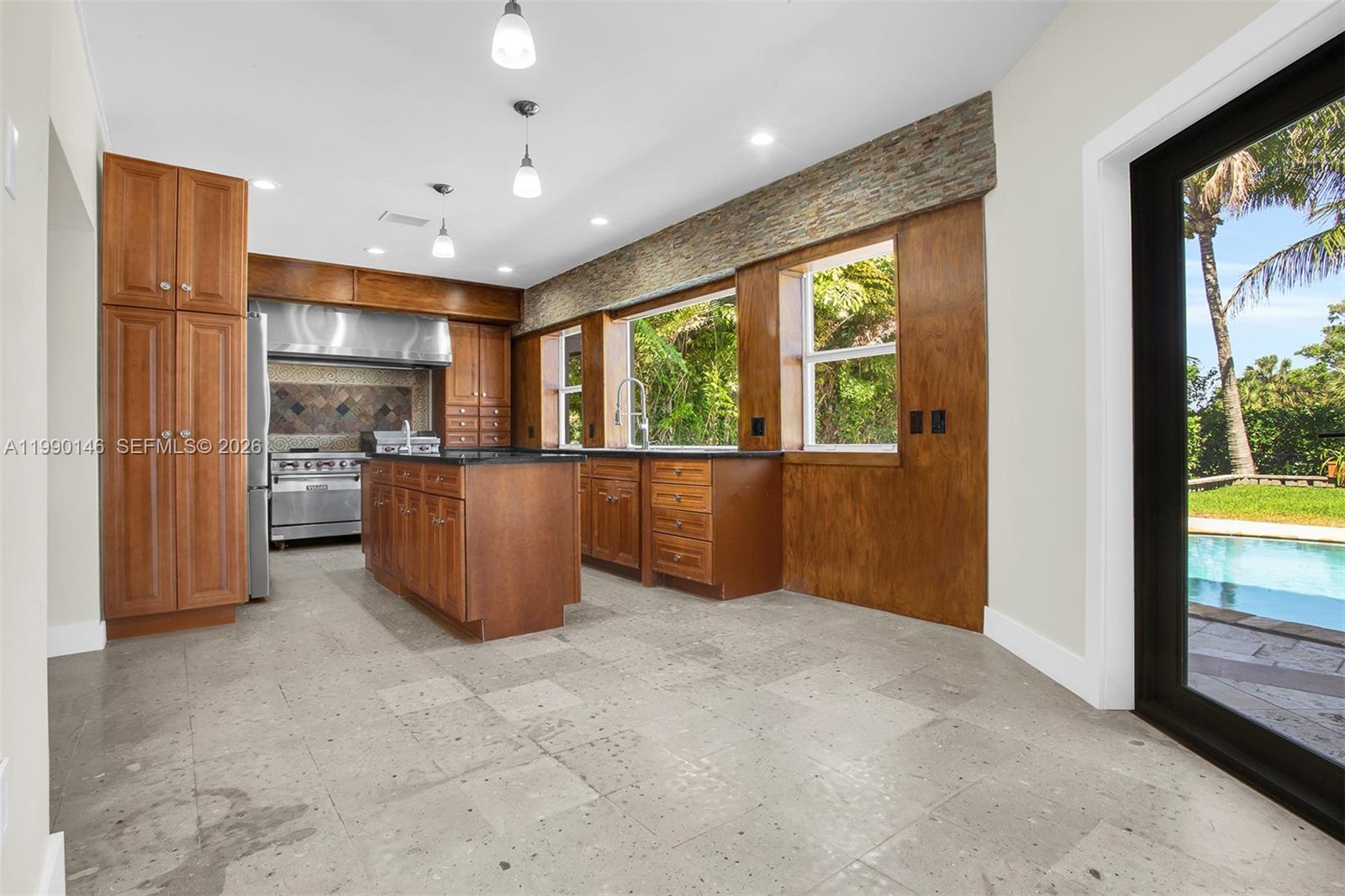 NORMANDY GOLF COURSE - Residential