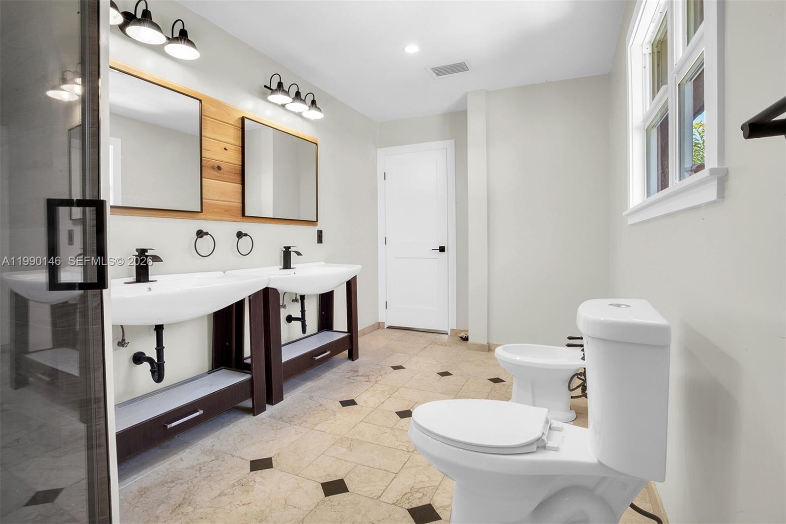 NORMANDY GOLF COURSE - Residential