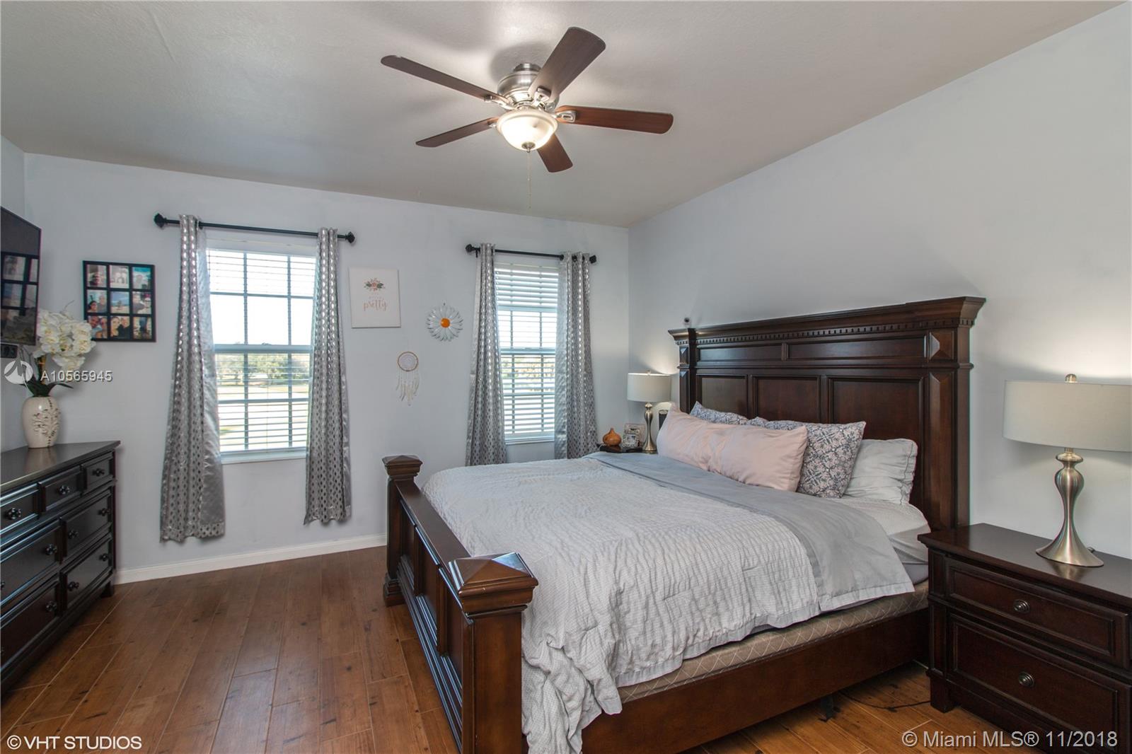 CHARLESTON COURT AT ABACO - Residential