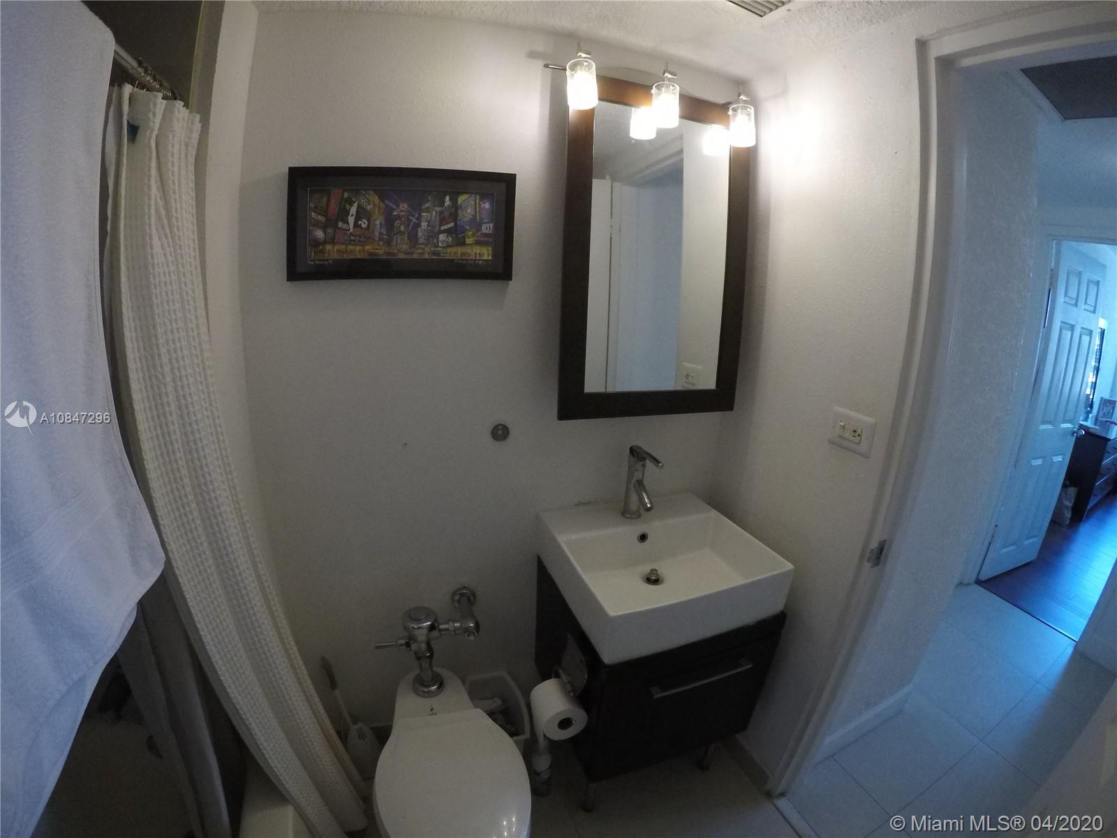 FLAMINGO SOUTH BEACH I CO - Residential Lease