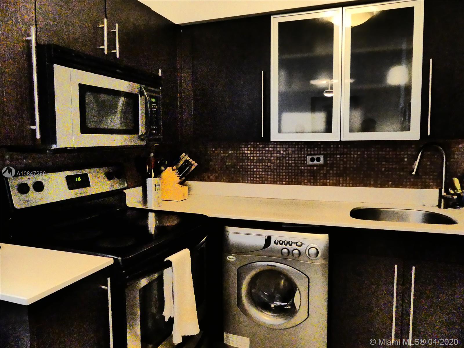 FLAMINGO SOUTH BEACH I CO - Residential Lease