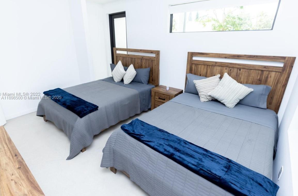 BAYWOOD - Residential Lease